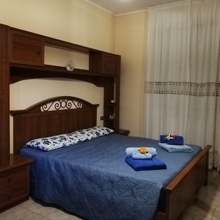Апартаменты Ginger'S House Malpensa Кардано-аль-Кампо Экстерьер фото